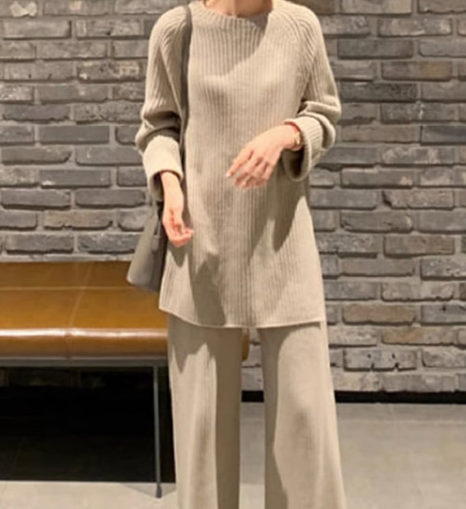 セットアップ デート モテアイテム ニットソー フレアパンツ 長袖 リブニット 大人可愛い きれいめ 上品 おしゃれ かっこいい 大人可愛い ラブリー キュート ガーリー クール モード系 セクシー