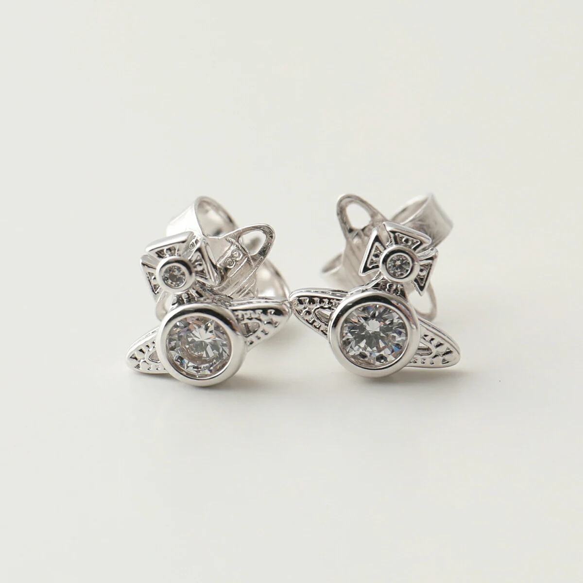 Vivienne Westwood ヴィヴィアンウエストウッド ピアス 62010220 LONDON ORB レディース ロンドン オーブ スタッド カラー3色