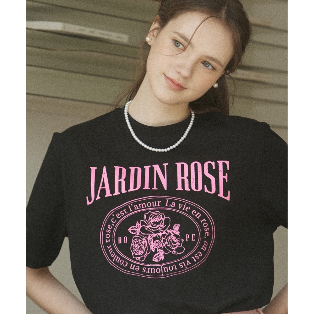 OURHOPE 5/19 配送 ジャデン ローズ Tシャツ - ブラック