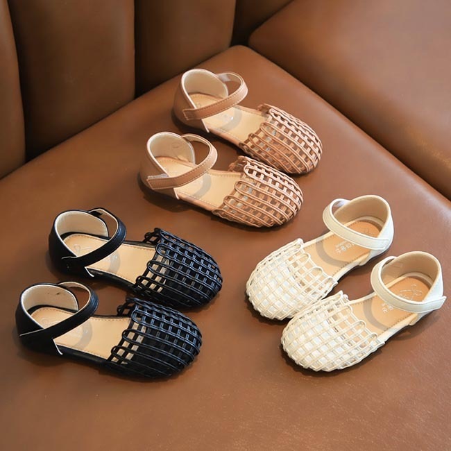 女の子 サンダル おしゃれ ストラップサンダル 前詰まり 子供 女児 夏サンダル フラット底 滑り止め 靴