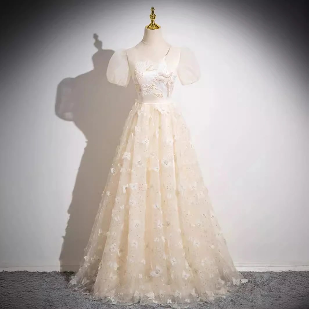 新しいシャンパンカラーのイブニングドレス宴会にぴったりのエレガントで洗練されたデザインホステスや声楽試験にも最適です