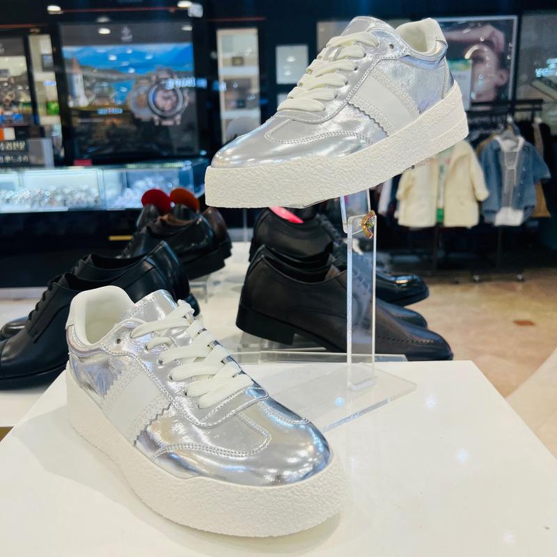by 女性 ベーシック レトロ スニーカー (4cm) 112510017_BP