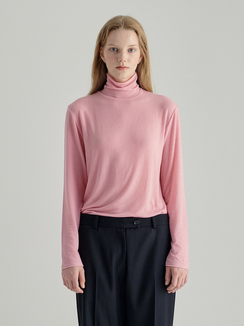【MARGESHERWOOD】 WOOL TENCEL TURTLENECK TOP : PINK