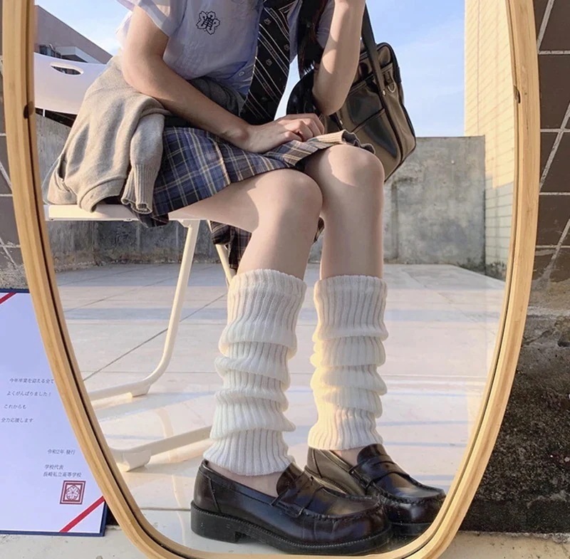 女子 レッド スクールソックス 制服 グレー 可愛い 学生服 スクール 無地 中学生 328 【10点セット】ルーズソックス カジュアル 高校生 レッグウォーマー レディース 靴下 通学 白 黒 学生