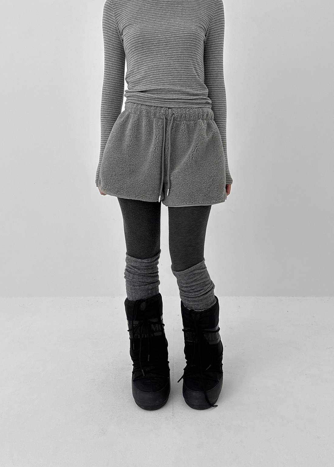 Mfton ブークレ バンディング ショーツ