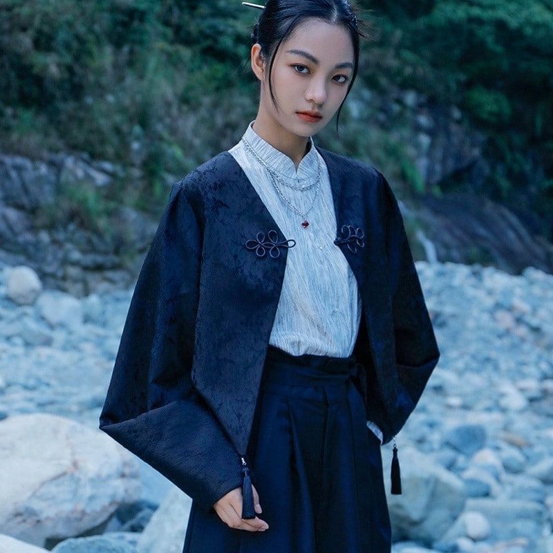 【急速出荷!】チャイナ風アウター ショート丈 ジャガードカーディガン ジャケット コート レディース 長袖 改良唐装 手つくりチャイナボタン 着痩せ 合わせやすい 個性的 6,360円