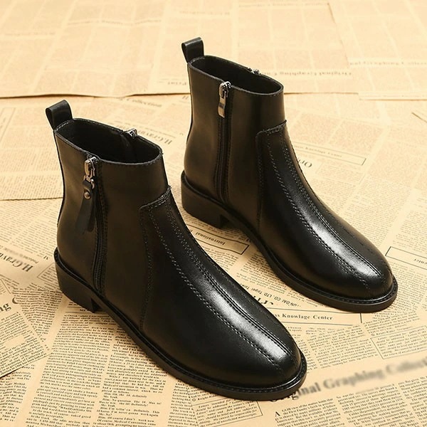 ショートブーツ レディース 歩きやすい 軽量 滑らない サイドジップ 痛くない 大きいサイズ 小さいサイズ カジュアル 防滑 スポーティ 防寒 黒cs080s1s1c6