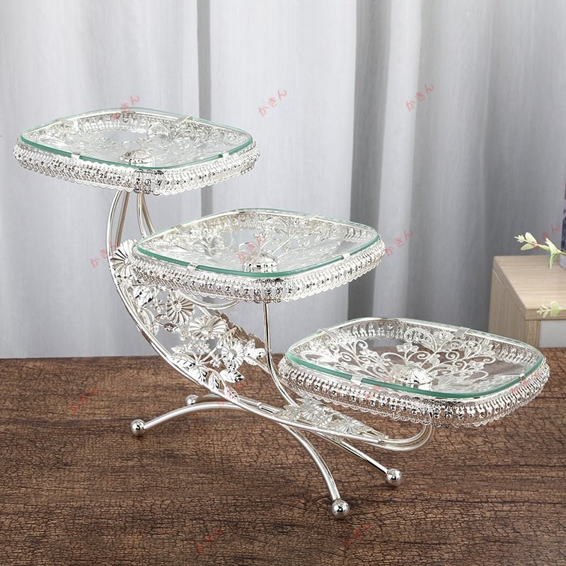 フルーツプレート 3段 デザート展示台 透明ガラス 北欧風 金花彫刻 アフタヌーンティースタンド 結婚式 パーティー用 テーブルデコレーション 影小物