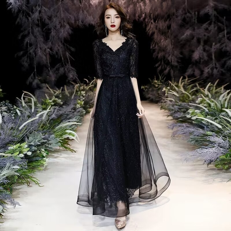 新作 ロングドレス 演奏会 結婚式 母親 結婚式 大きいサイズ ワンピース 黒 ブラック Vネック 半袖 五分袖 ステージ おしゃれ