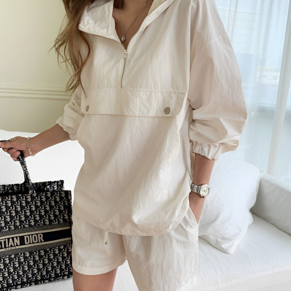 ハーフジップアップ アノラックパーカー ショートパンツ セットアップ トラックスーツ フード付き 韓国 レディース オルチャン シンプル スポーティー コーディネートセット 可愛い 個性的