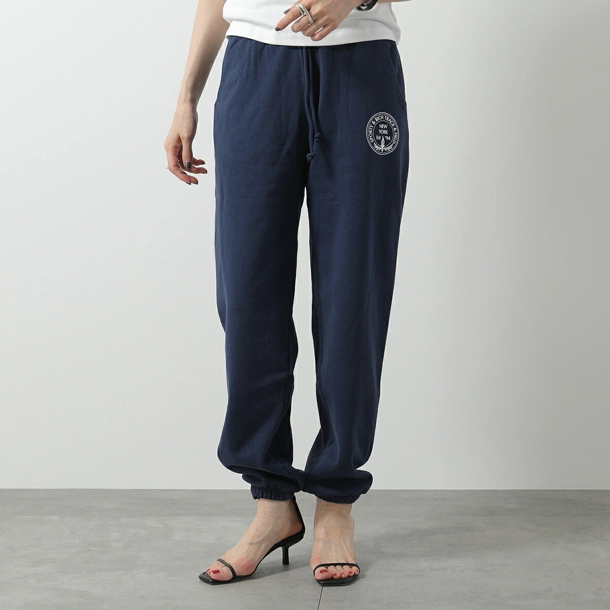 SPORTY＆RICH スポーティアンドリッチ スウェットパンツ SWAW2340 レディース ロゴ 裏起毛 イージーパンツ Navy 15,463円