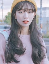 Qoo10] ピンクエイジ セミ手植えフルウィッグ) レイヤードCカ