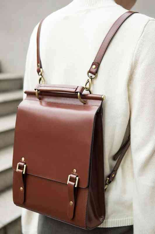 リュック レディース 3WAY 代 冬 2WAY 40 大きめ レザー アウトドア 軽量 おしゃれ PC 大人 秋 大容量 通勤用 通勤 軽い 防水 本革 ビジネス 四角 50代 ブランド ノートPC