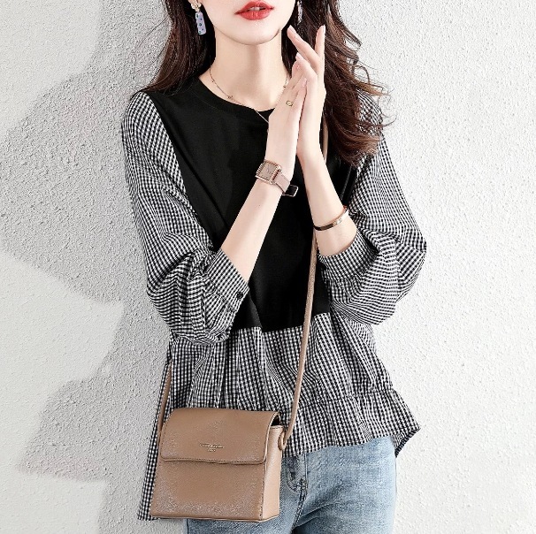 トップス Tシャツ ブラウス プルオーバー 袖あり 長袖 クルーネック 襟なし ドッキング デザイン 美ライン ニュアンス レイヤード リメイク風 かわいい 大人可愛い きれいめ シンプル カジュアル