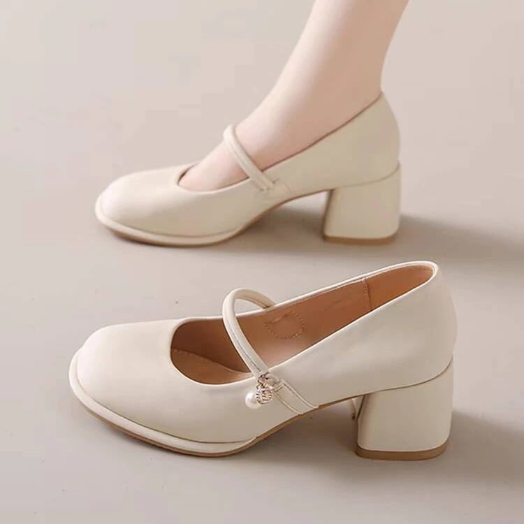 メリージェーンレディースシューズ2025春秋の新作ファッショナブルで万能なフレンチミッドチャンクヒールシングルシューズ優しくスカートと合わせやすいハイヒール