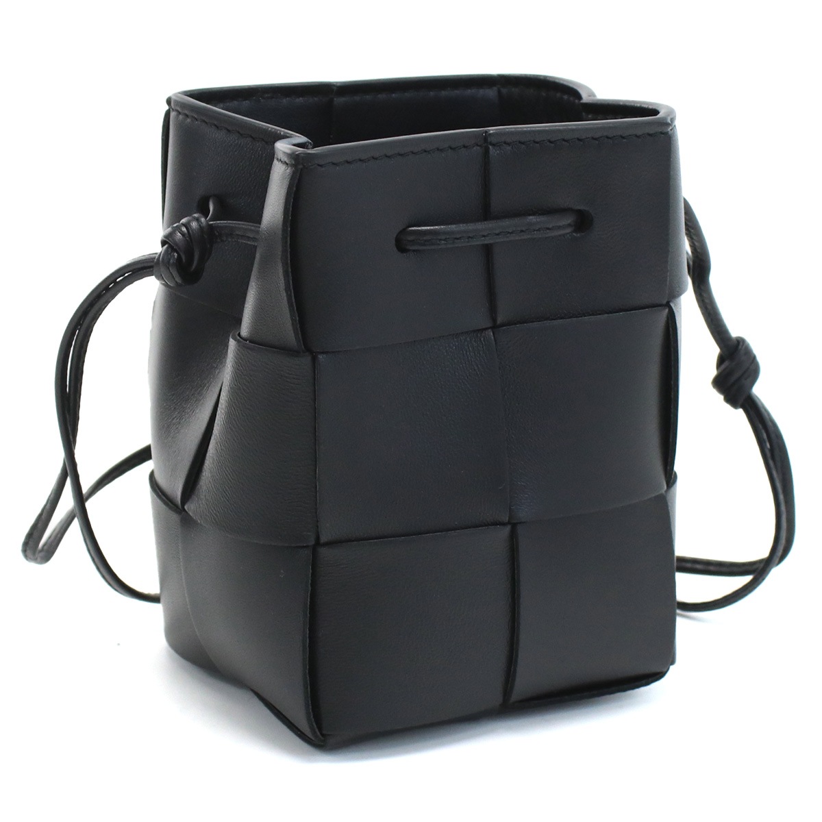 BOTTEGA VENETA ボッテガ・ヴェネタ 680217 斜め掛け ショルダーバッグ ブラック ブラック レディース