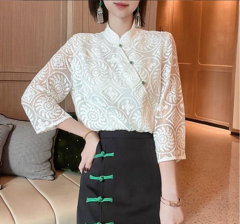 唐物の式スタンドカラーの白い刺繍の上着婦人服の白いシャツ