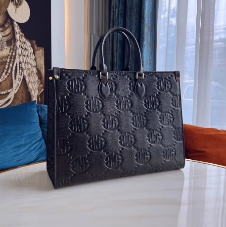 バッグ カバン かばん 鞄 レディースバッグ ショルダーバッグ ハンドバッグ トートバッグ 肩掛けバック 手持ちカバン 収納 便利 使いやすい スクエア型 エンボス レザー PU かわいい 大人可愛い