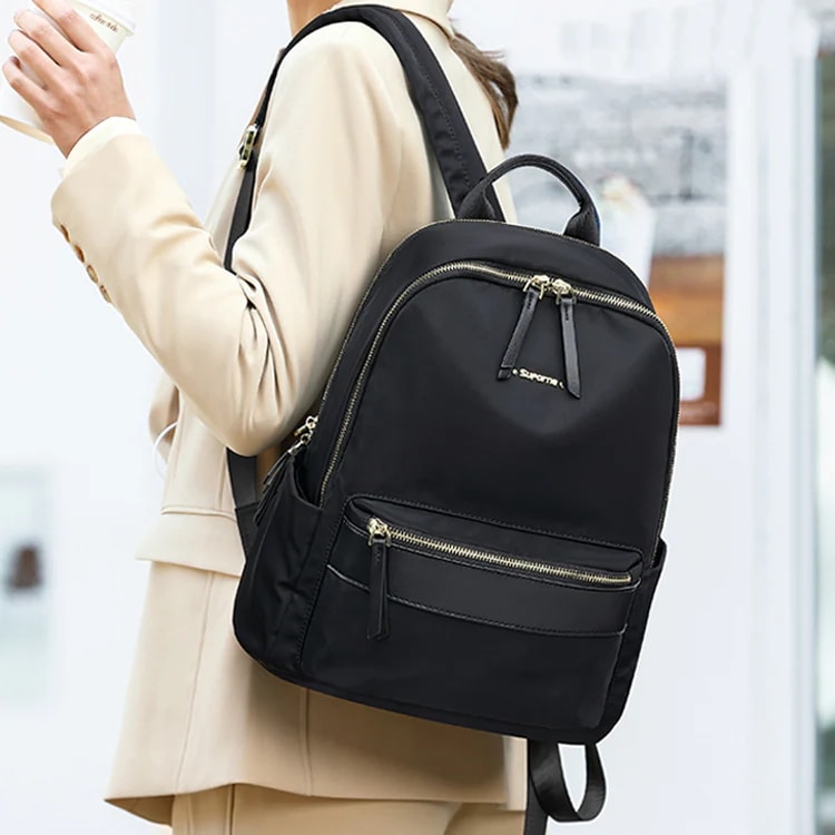 【待望の新色登場】リュック レディース パソコンバッグ 通勤 通学 機能的なリュックサック 大容量 PCリュック マルチバッグ A4サイズ収納可 超軽量 レディース パソコンケース ノート pc 1 4,896円