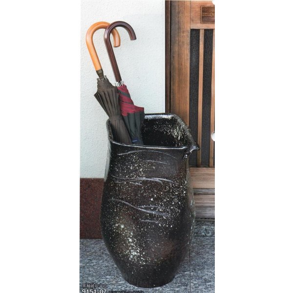 黒釉破れ傘立 （信楽焼陶器傘立梅雨玄関H）