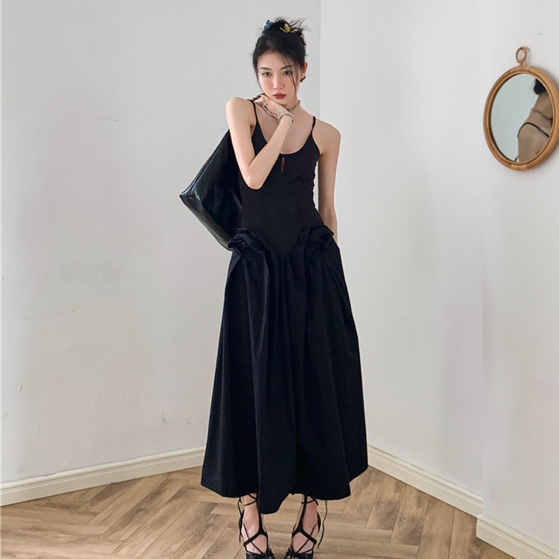 夏用女性用新作風サスンダードレススリムウエスト刺繍立体仕立て気質大振りドレス 5,091円