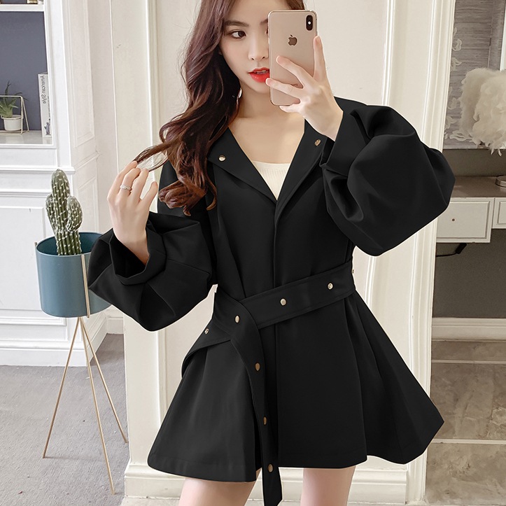 アウター コート ミニ丈 ショート ショート丈 フレア セミフレア ウエストマーク フード付き 大人可愛い きれいめ 大人 おしゃれ お洒落 かっこいい モード系 セクシー エレガント モダン 主役級