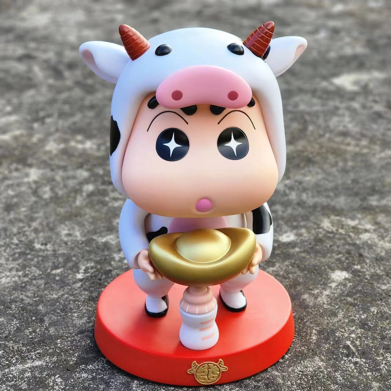 牛元宝シャオシンビッグフィギュア35cmクレヨンシャオシンは友人への贈り物としてリッチシャオシンオーナメントを取得します009
