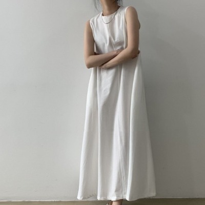 ワンピース フレアワンピース ロング ロング丈 マキシ マキシ丈 袖なし ノースリーブ Uネック ラウンドネック フレア Aライン かわいい 大人可愛い きれいめ シンプル 大人 上品 おしゃれ