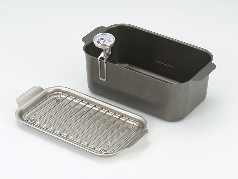 「食彩亭」角型蓋付天ぷら鍋（アミ・温度計付）