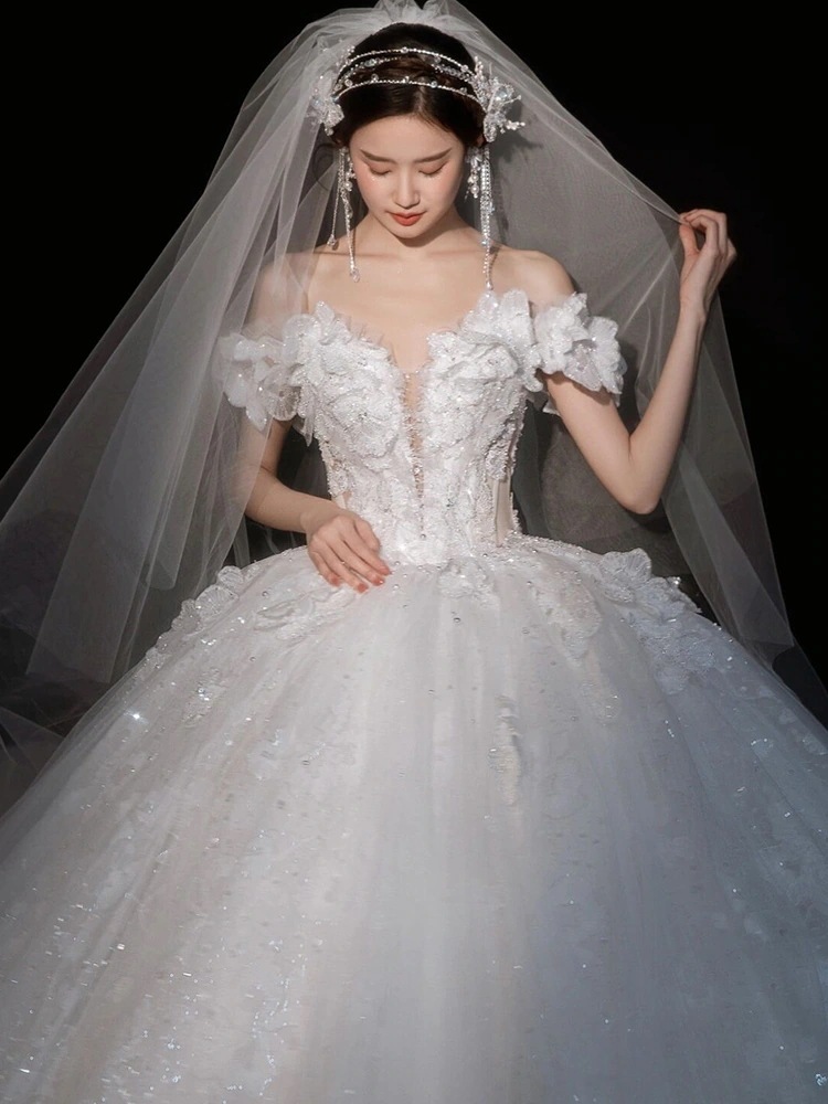 ワンショルダーウェディングドレス 2024年ブライダルメインウェディングドレス 重工業大型テールライトウェディングドレス