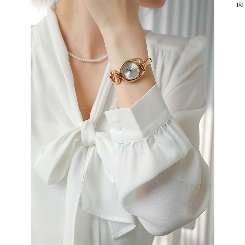 レディース ファッション　レディース　カジュアル　上品　綺麗　外出 ピンク リボン シャツ 春夏 通勤 長袖 インタビュー トップ 5,409円