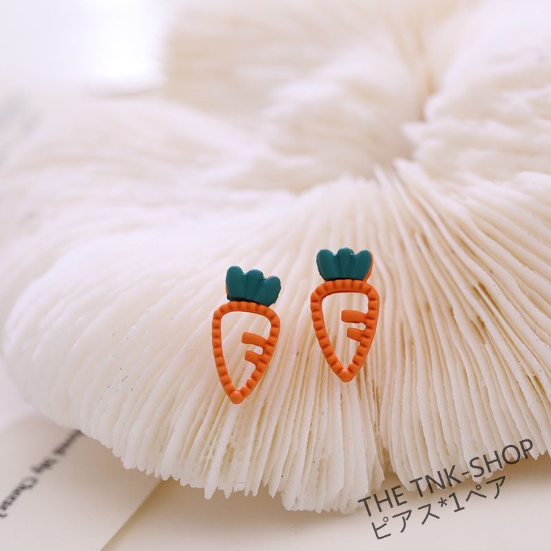ピアス レディース 人気 アクセサリー 人参 ニンジン かわいい ギフト イヤリング ピアス 耳飾り ボール ファッション小物 お洒落 痛くない キレイめ 可愛い 女性 おしゃれ レディース 大人