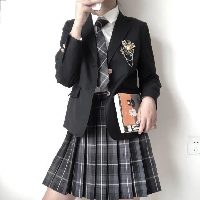 韓国のスーツ4点セット復古学院風 ネクタイ シャツスーツ プリーツスカート JK制服