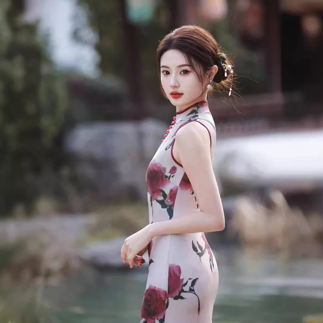 チャイナドレス夏ノースリーブロングヤングスタイル女の子レトロエレガントな新しいスタイル改善されたヤングスタイル