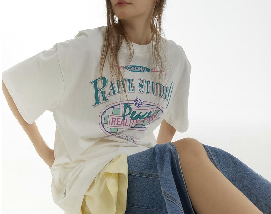 レイブ Checker Board Graphic T-shirt in White 8,232円