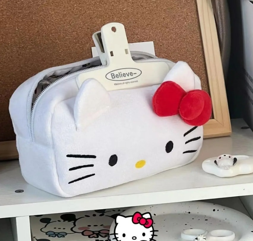 Qoo10] ハローキティ 筆箱 ポーチ 筆箱 可愛い : おもちゃ・知育