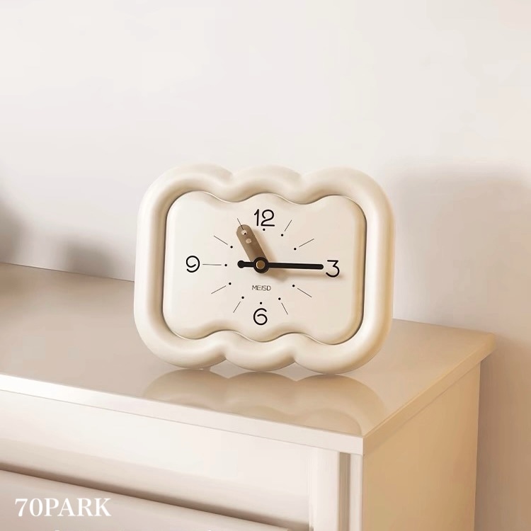 クリームカラー チャビー 横長 ウエーブ クロック 置き時計 卓上 おしゃれ 韓国インテリア 韓国雑貨 韓国っぽ インテリア雑貨 韓国 時計 70PARK