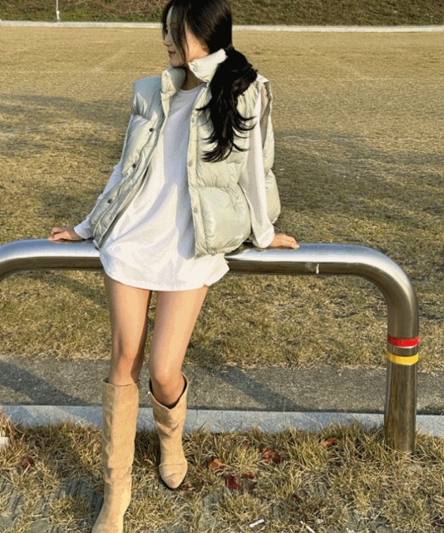 [**高クオリティ] エナメルウェローグロッシーダウンベスト