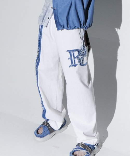 【RSSC】 LOGO PATCHED DENIM PANTS : WHITE