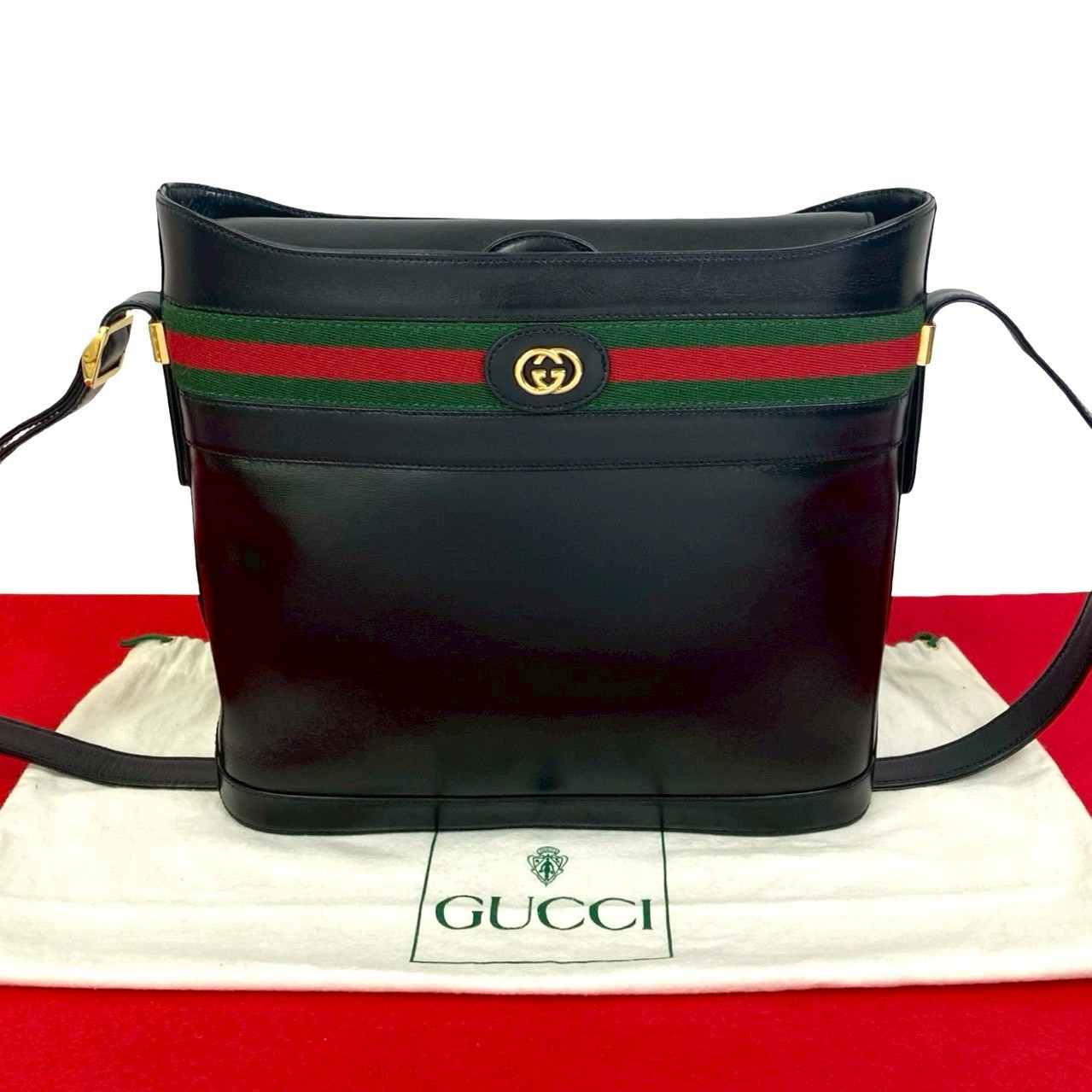 ヴィンテージ シェリーライン GG ロゴ 金具ショルダーバッグ レザー ブラック 813-5