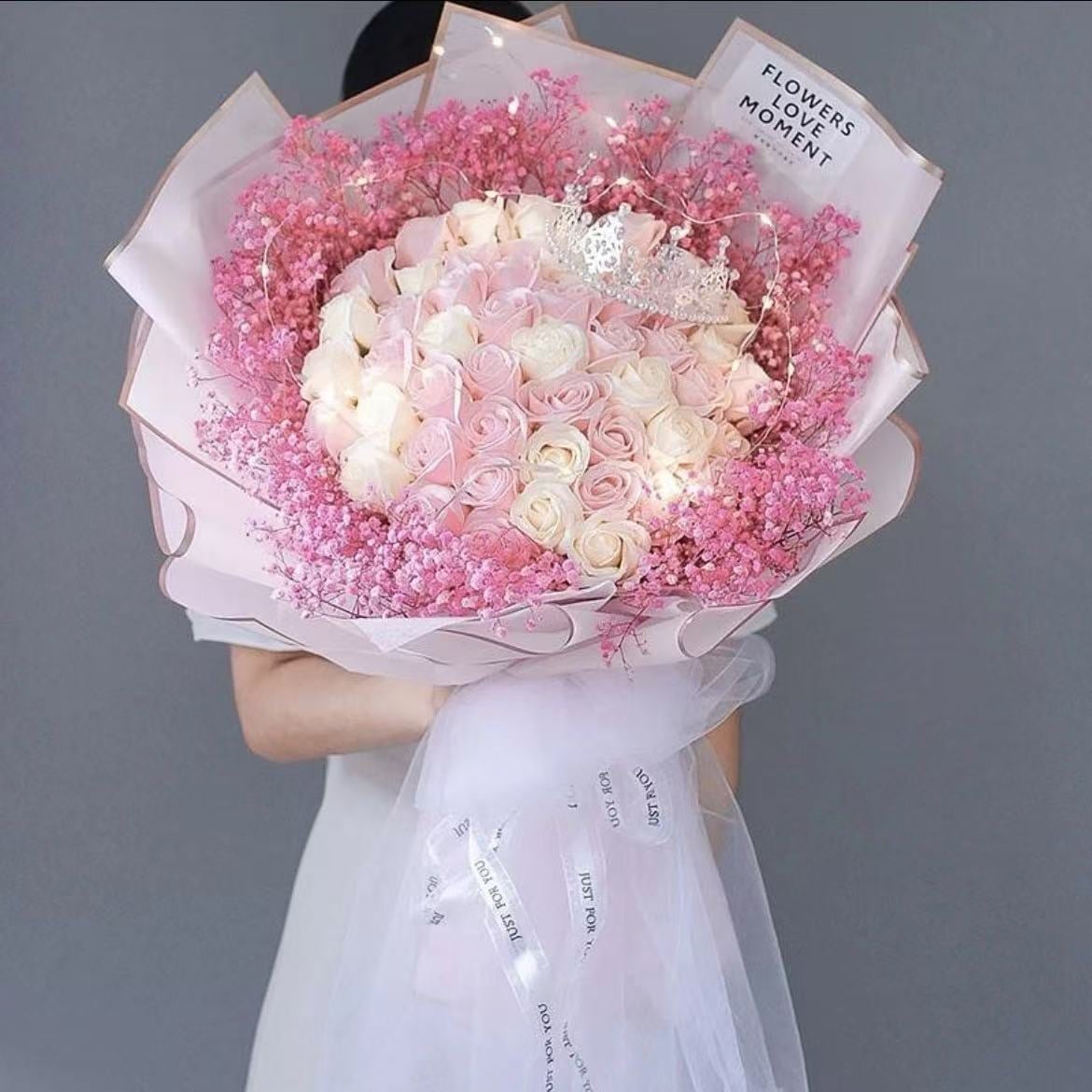 【1つ買うと1つ無料】3日出荷時間　クラウン貰える ソープフラワー花束 彼女 披露宴 卒業 パーティー誕生日 ギフト プレゼント 4,625円