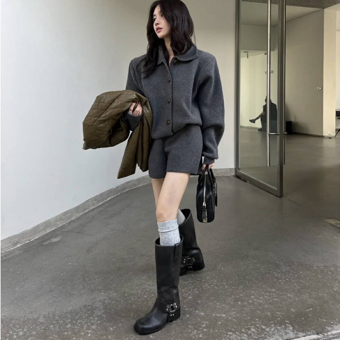 厚底ブーツロングブーツ 厚底マーチンブーツ ファッション カジュアルローファー ブーツ