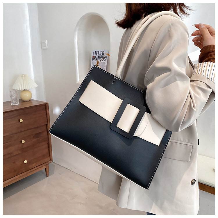 2WAYハンド レディース バック かばん ショルダー 斜めがけ 肩がけ スクエア型 ベルト ファスナー PU かわいい きれいめ シンプル カジュアル 大人 大人女子 フォーマル きちんと 大人可愛