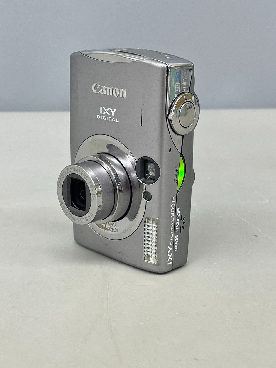コンパクトデジタルカメラ IXY DIGITAL 900 IS PC1209 キヤノン Canon 710万画素 光学ズーム3.8倍 シルバー 2602LS148