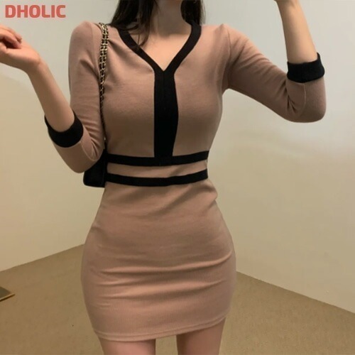 [メガ割りSALE]Vネック配色7分袖ミニワンピース