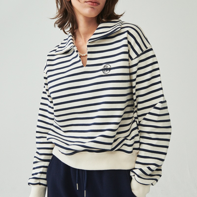 STRIPE COLLAR SWEATSHIRT