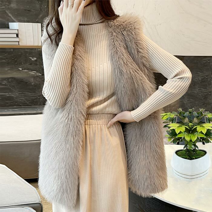 【期間限定！】ベスト レディース ファーベスト オーバーサイズ ゆったりめ フェイクファー ミドル丈 ジャケット アウター エコファー羽織り 秋冬 ふわふわ もこもこ 大人リッチ アウター コート お 6,142円
