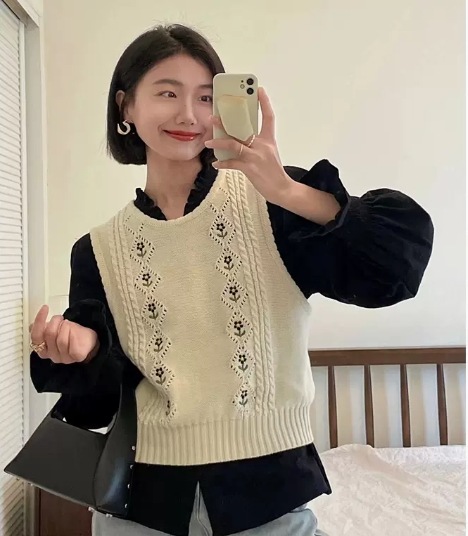 シャツ ブラウス ベスト 袖なし 袖あり 長袖 ボリューム袖 パフスリーブ ラウンドネック 襟付き ワイド 2way 3way ニット シンプル カジュアル 上品 おしゃれ お洒落 レトロ