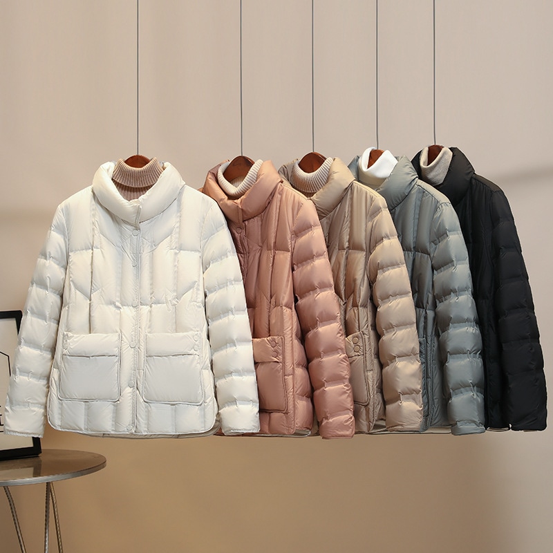 2025年新作レディース小型ダウンジャケット韓国風デザインファッショナブルなスタンドカラーホワイトダックダウンゆったりスリミングジャケットレディース 5,868円