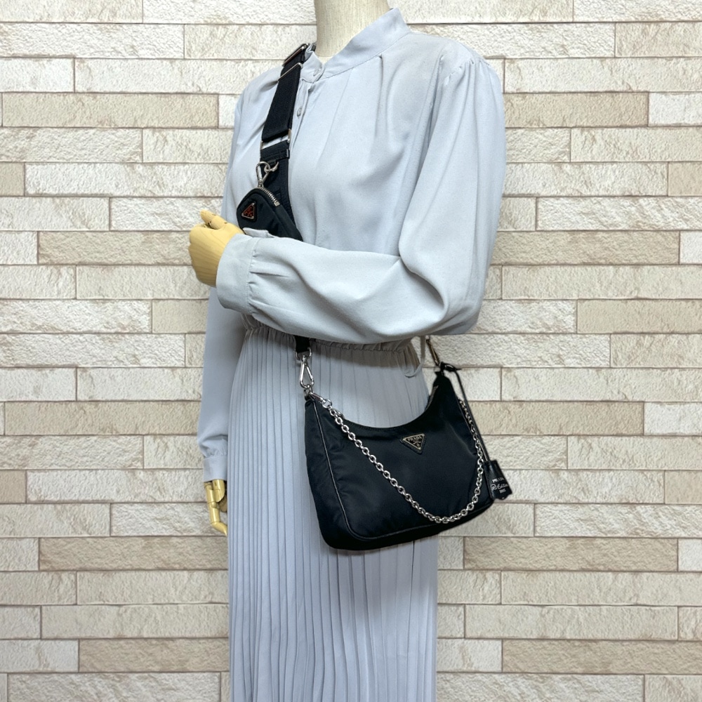 プラダ ショルダーバッグ ナイロン 1BH204 ブラック PRADA 中古 美品